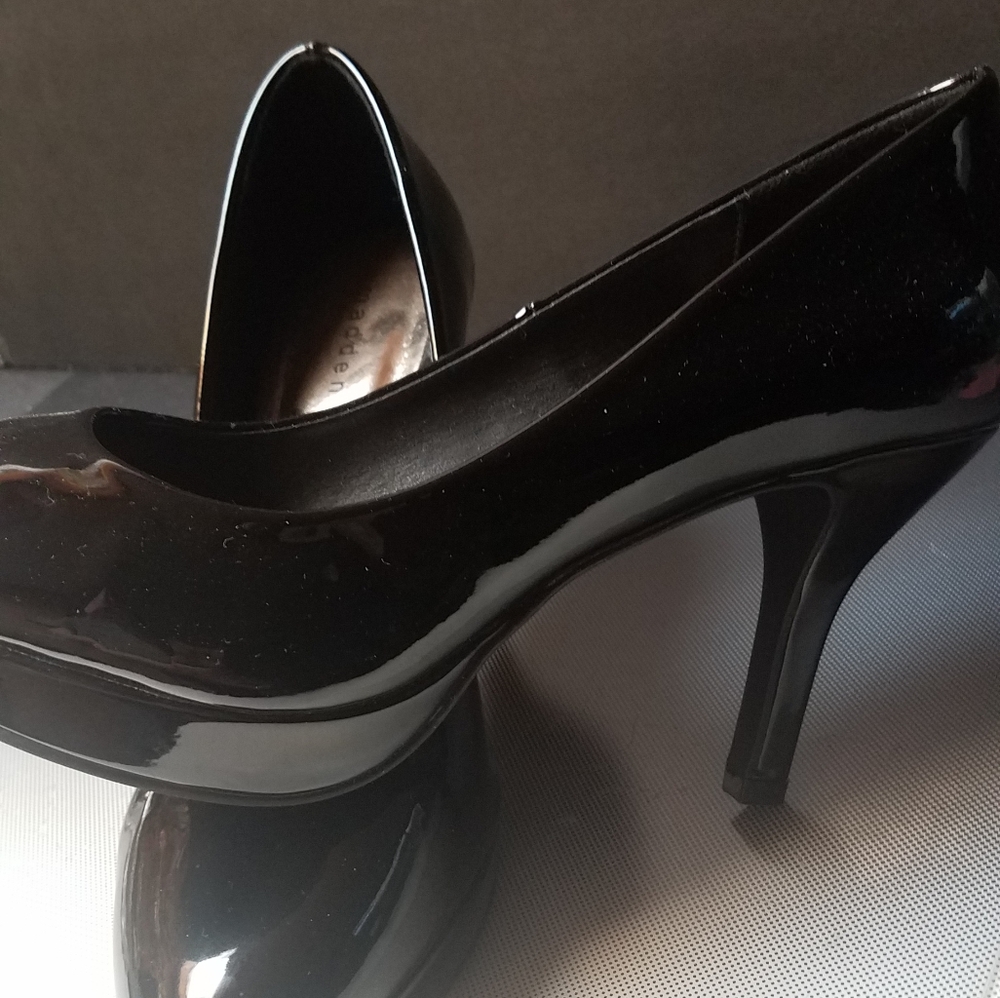Madden Girl patent leather 3in heels sz 8